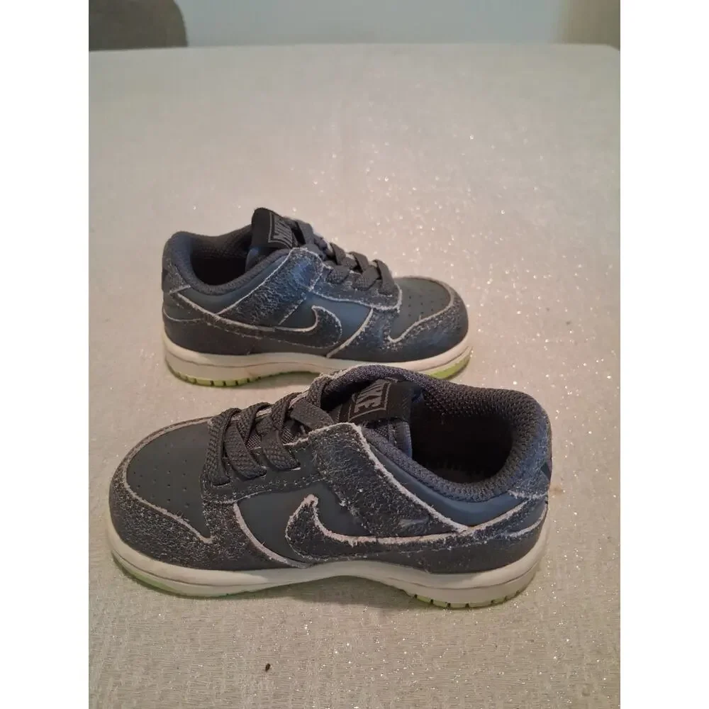 Nike Dunk Low SE Halloween Cauldron Toddler Size 6C DQ6217-001 Grey Green